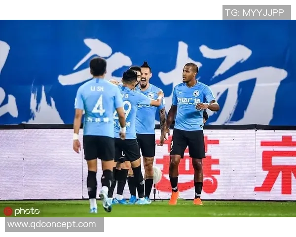 足协杯激战大连一方迎战上海申花争夺晋级名额精彩对决即将上演